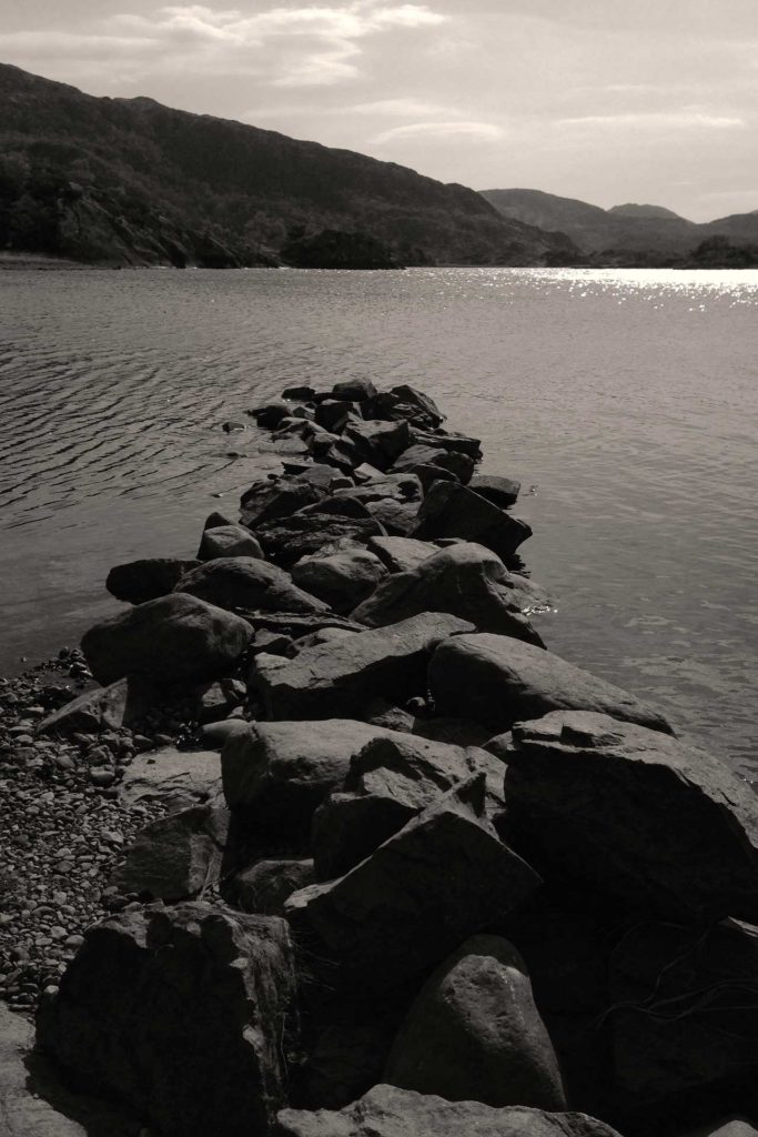 Killarney National Park, Muckross Lake (Ireland) - digital photo - 4.12 mm + 50 ISO + 1_3876 s + f_2,4 - 2.176 x 3.264 px. ©2014 Txema Muñoz