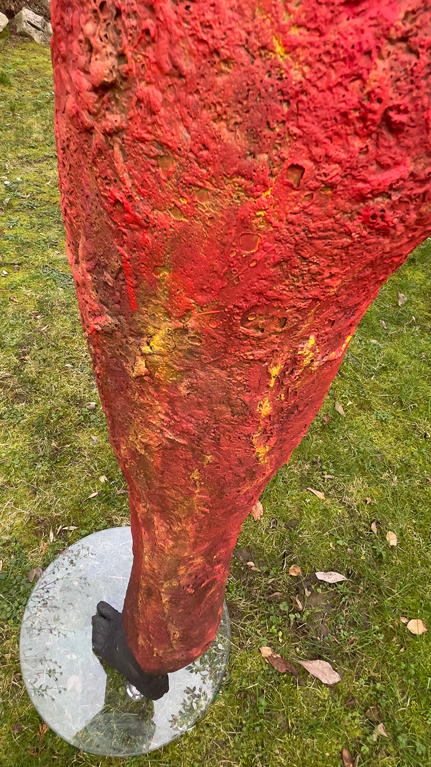Odile — Between fire and memory - leg